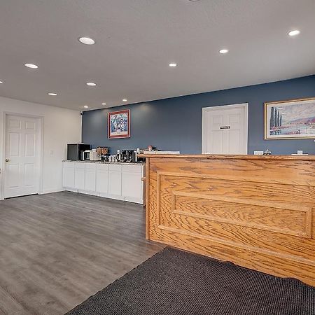 Travelodge By Wyndham Spirit Lake/Okoboji Dış mekan fotoğraf
