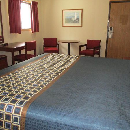 Travelodge By Wyndham Spirit Lake/Okoboji Dış mekan fotoğraf