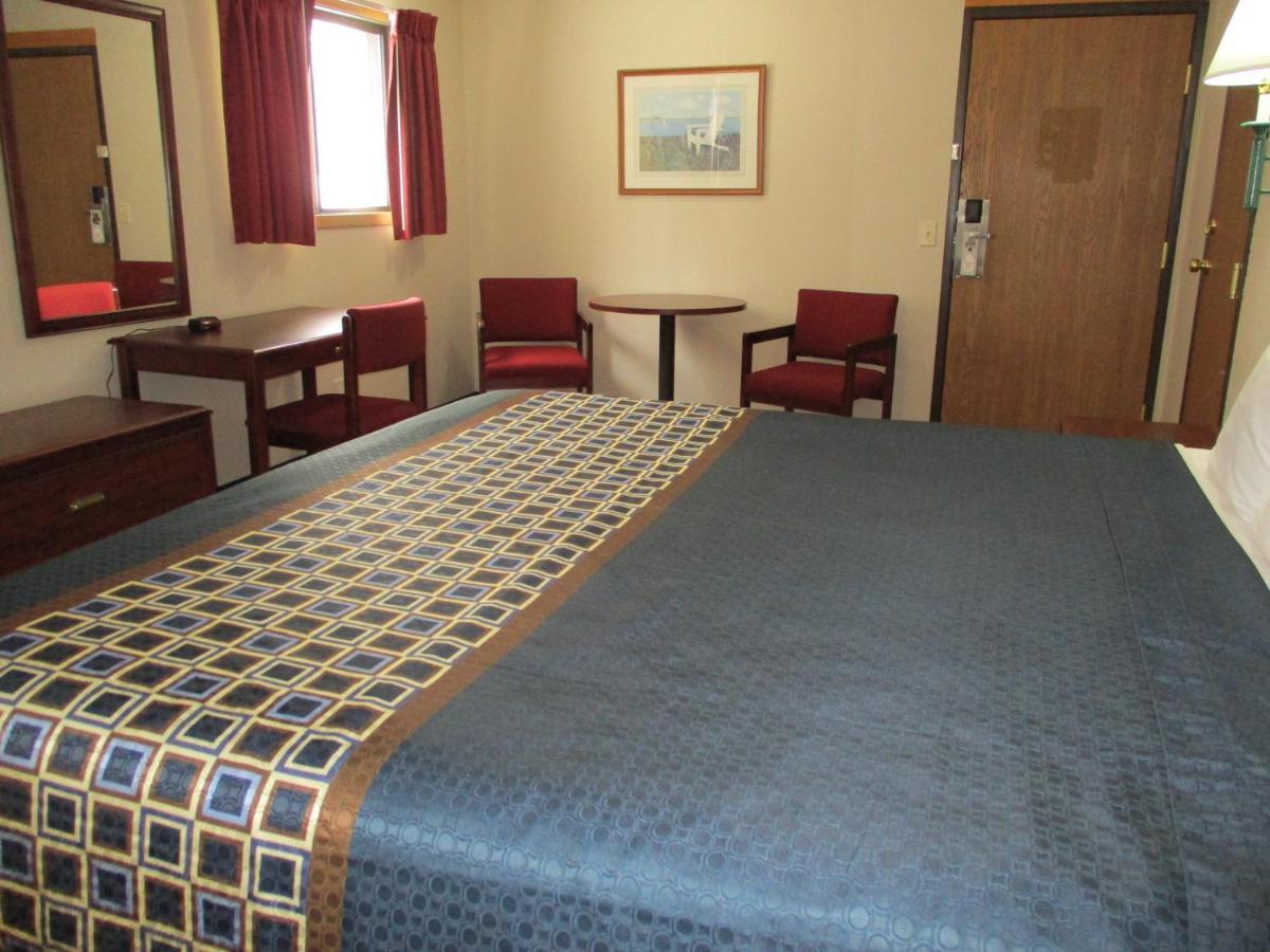 Travelodge By Wyndham Spirit Lake/Okoboji Dış mekan fotoğraf