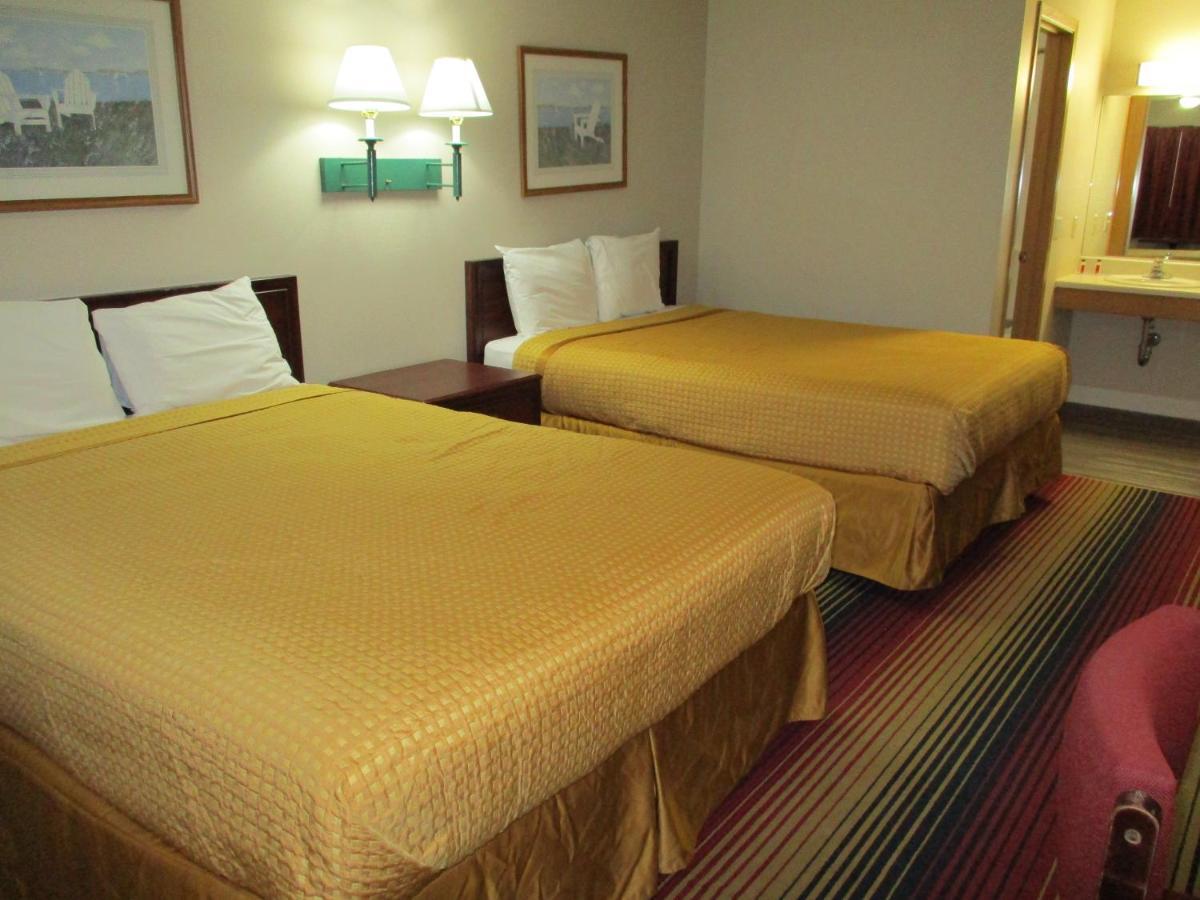 Travelodge By Wyndham Spirit Lake/Okoboji Dış mekan fotoğraf