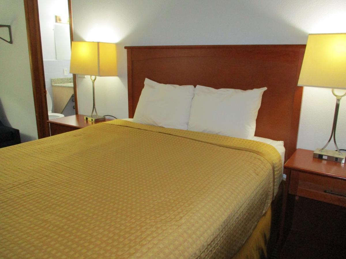 Travelodge By Wyndham Spirit Lake/Okoboji Dış mekan fotoğraf