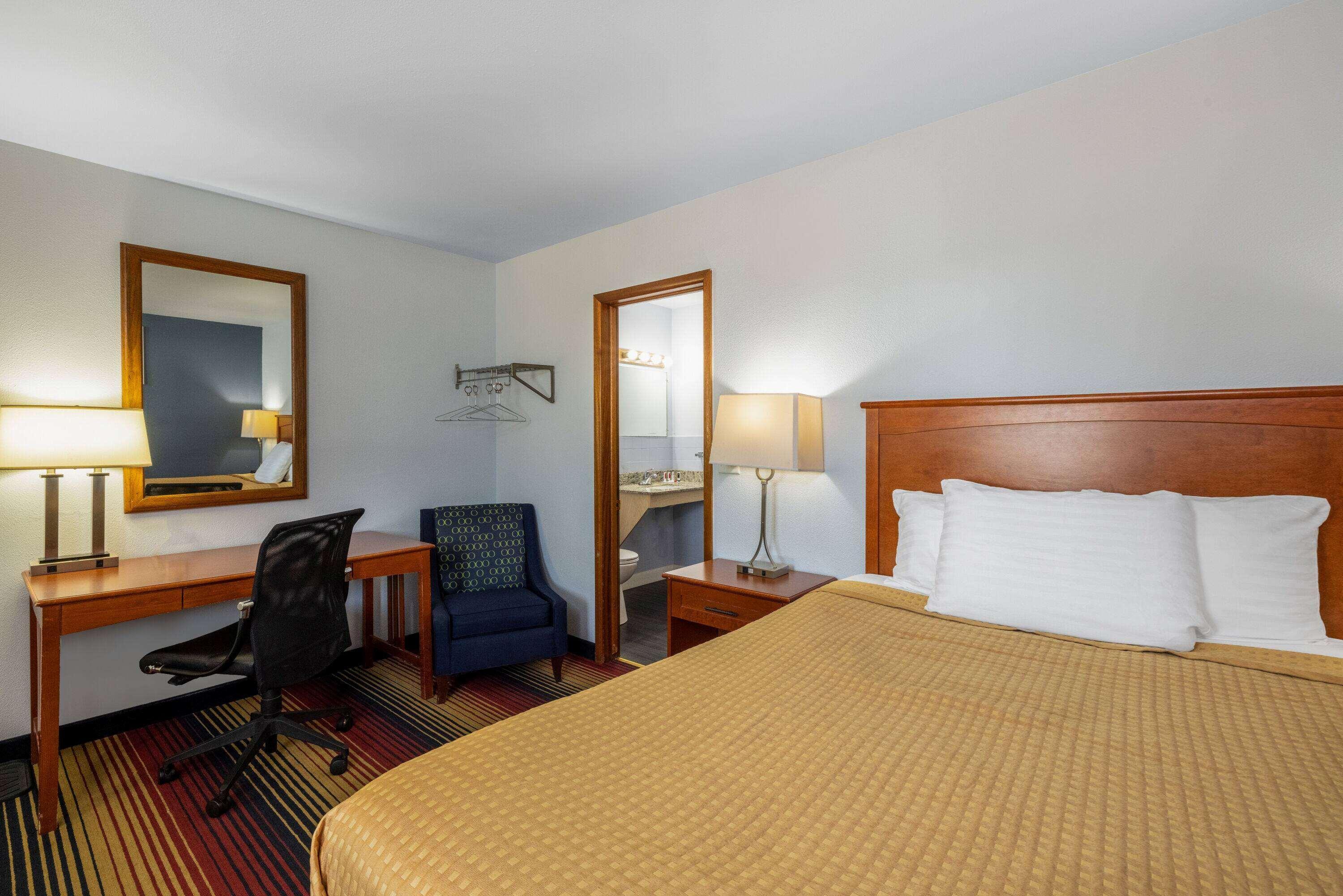 Travelodge By Wyndham Spirit Lake/Okoboji Dış mekan fotoğraf