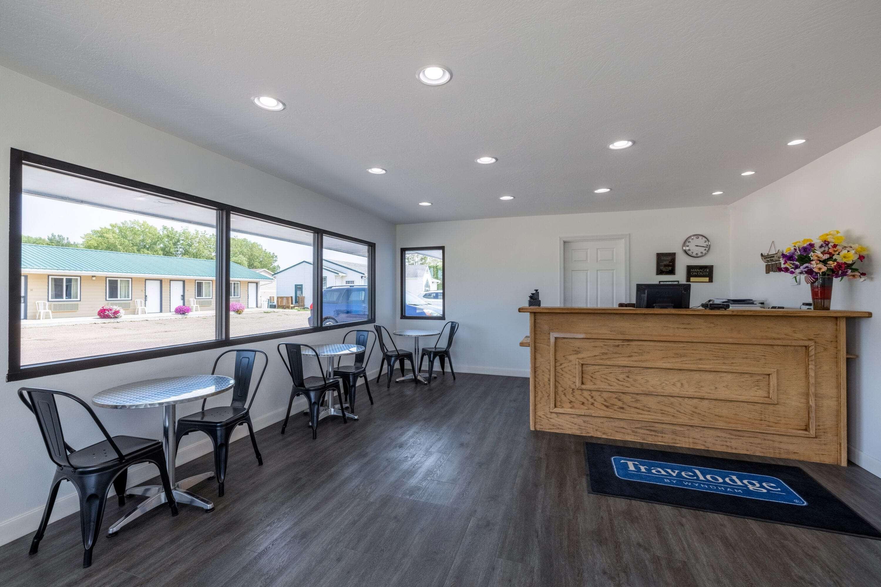 Travelodge By Wyndham Spirit Lake/Okoboji Dış mekan fotoğraf