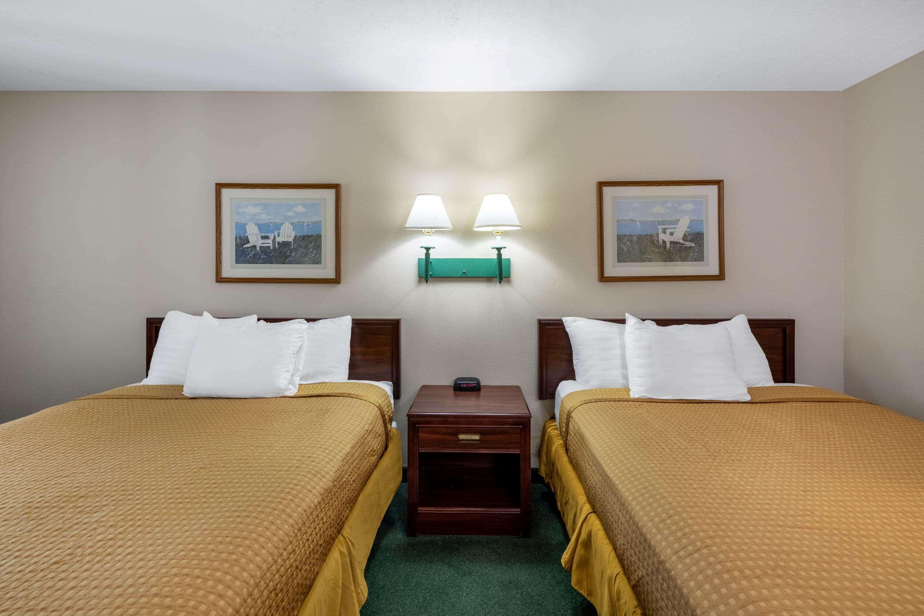 Travelodge By Wyndham Spirit Lake/Okoboji Dış mekan fotoğraf