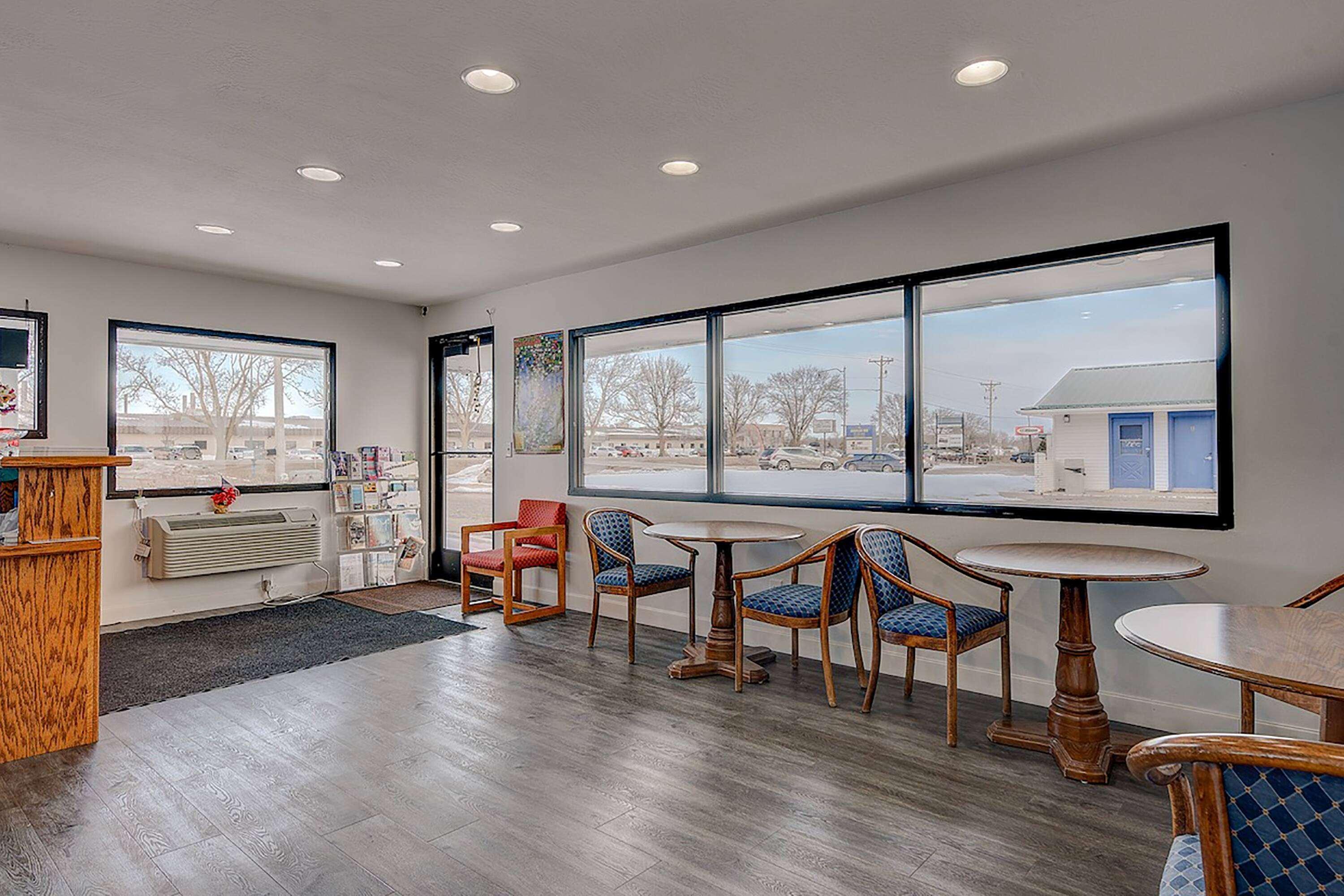 Travelodge By Wyndham Spirit Lake/Okoboji Dış mekan fotoğraf