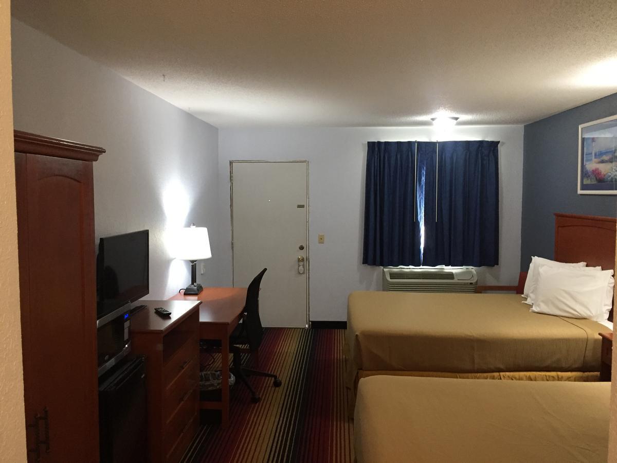Travelodge By Wyndham Spirit Lake/Okoboji Dış mekan fotoğraf